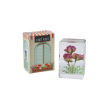 Load image into Gallery viewer, The Flower Market 3 Pink Flowers In Resin Ornament
