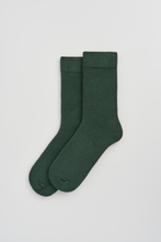 Load image into Gallery viewer, Glen Green Bamboo Socks: Small (UK 4-8)
