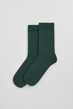 Load image into Gallery viewer, Deep Forest Green Merino Socks: Deep Forest Green / Large (UK 11-13)
