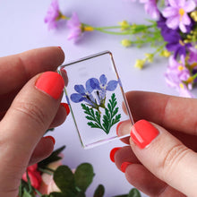 Load image into Gallery viewer, The Flower Market 2 Violet Flowers In Resin Ornament
