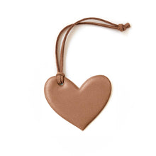 Load image into Gallery viewer, Heart Soft Shape Reflector - Caramel
