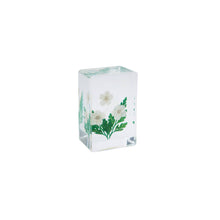 Load image into Gallery viewer, The Flower Market 3 White Flowers In Resin Ornament
