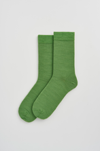 Load image into Gallery viewer, Grass Green Merino Socks: Grass Green / Medium (UK 8-10)
